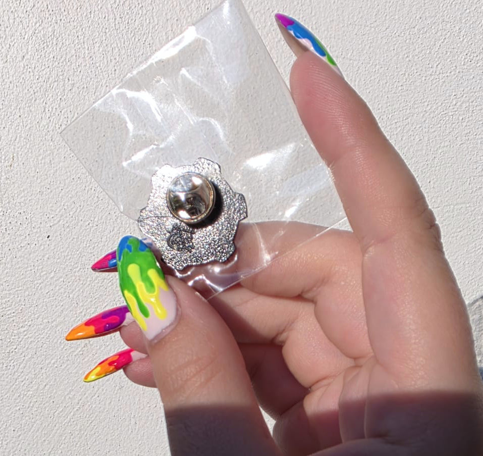 Logo Monster Pin